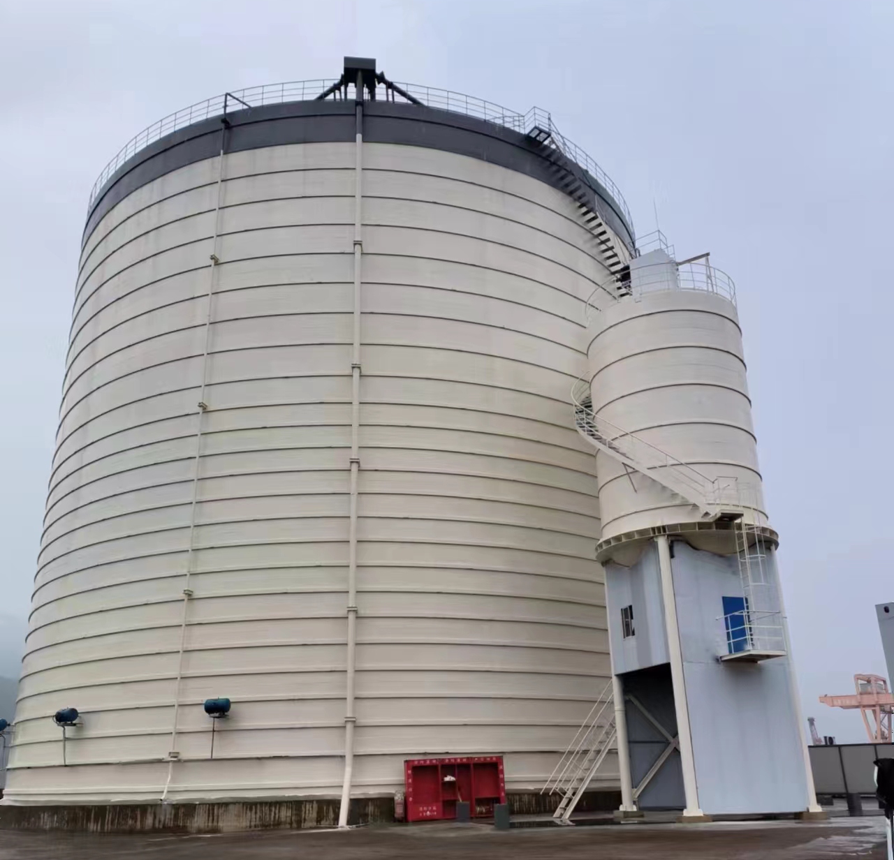 富拉尔基10万吨水泥钢板库